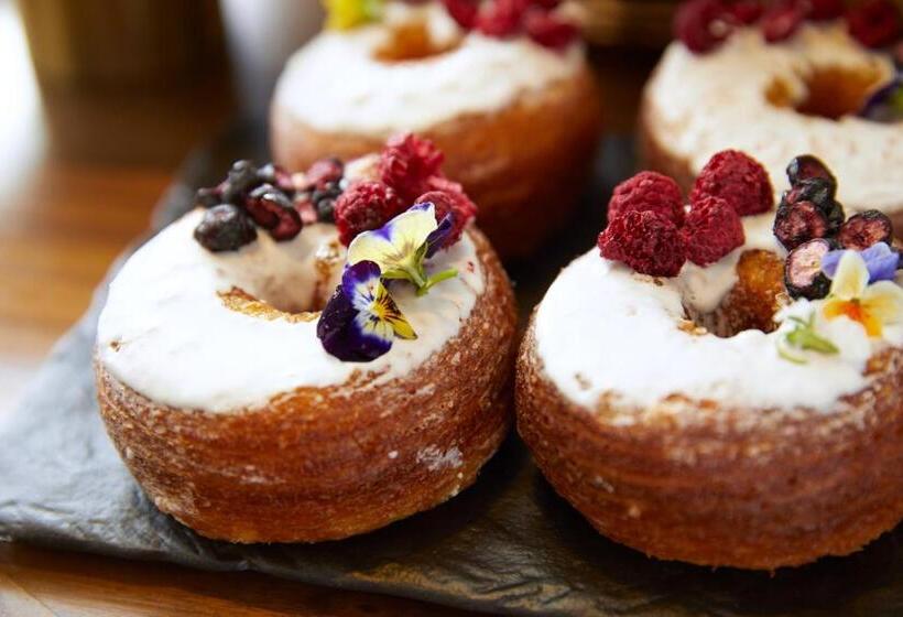 هتل The London West Hollywood At Beverly Hills