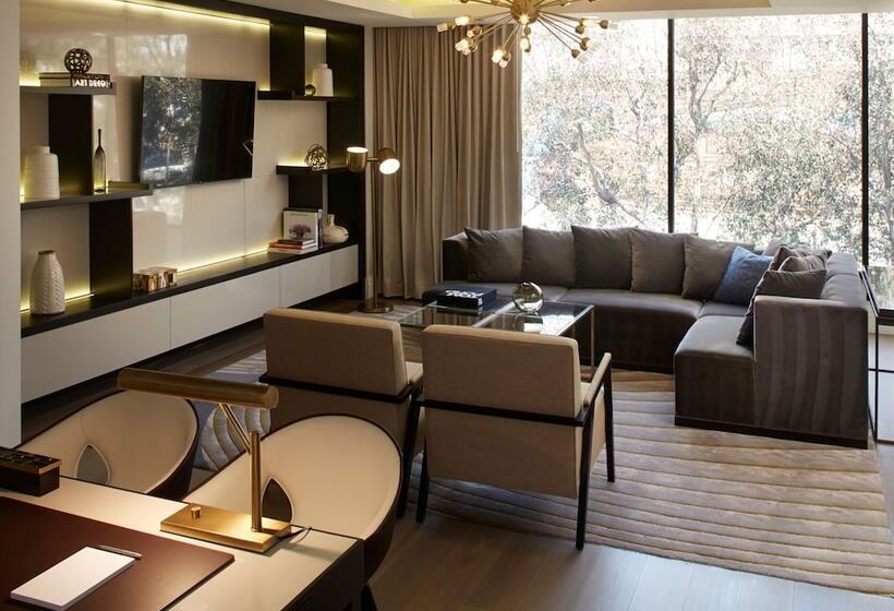 Отель The London West Hollywood At Beverly Hills