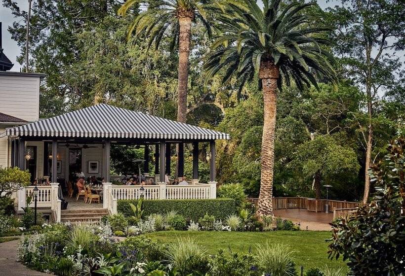 فندق The Madrona