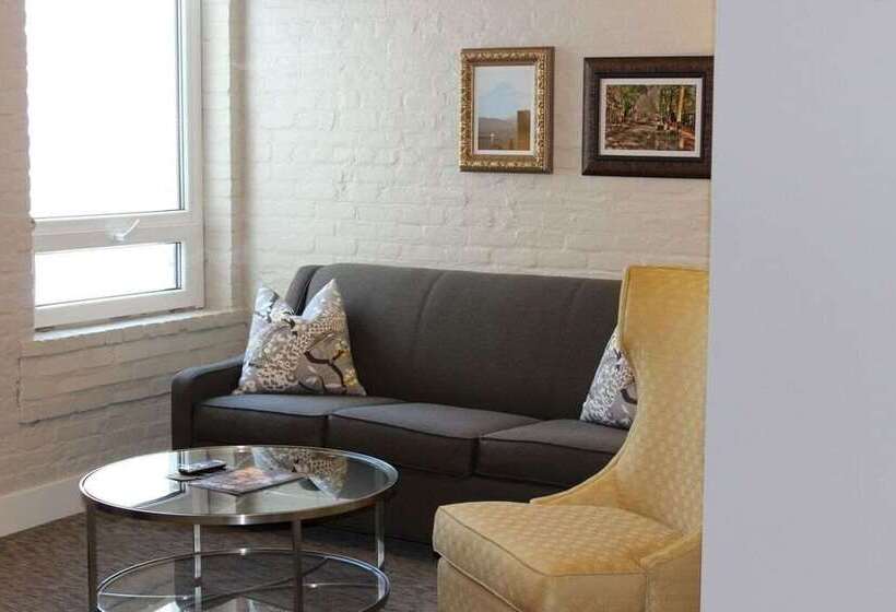 ホテル The Mark Spencer