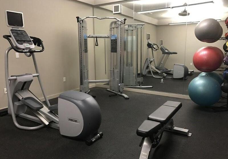 ホテル The Mark Spencer