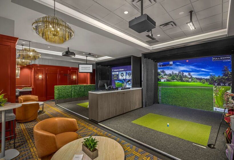 The Marquette Hotel, Curio Collection By Hilton