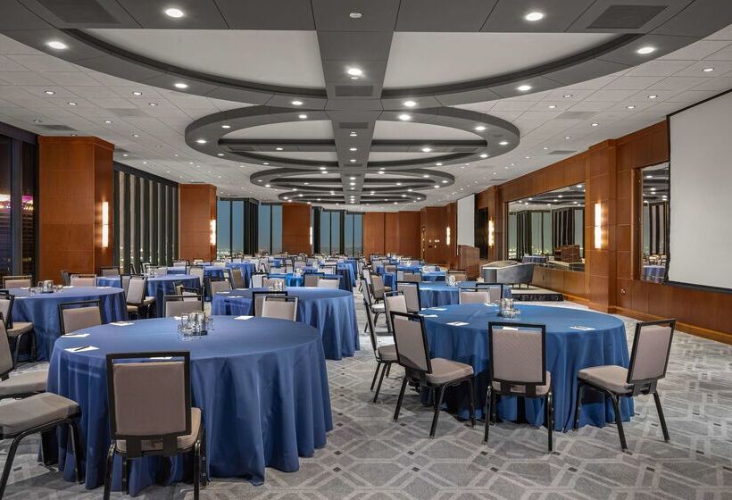 The Marquette Hotel, Curio Collection By Hilton