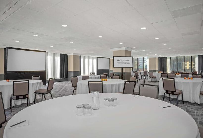 The Marquette Hotel, Curio Collection By Hilton