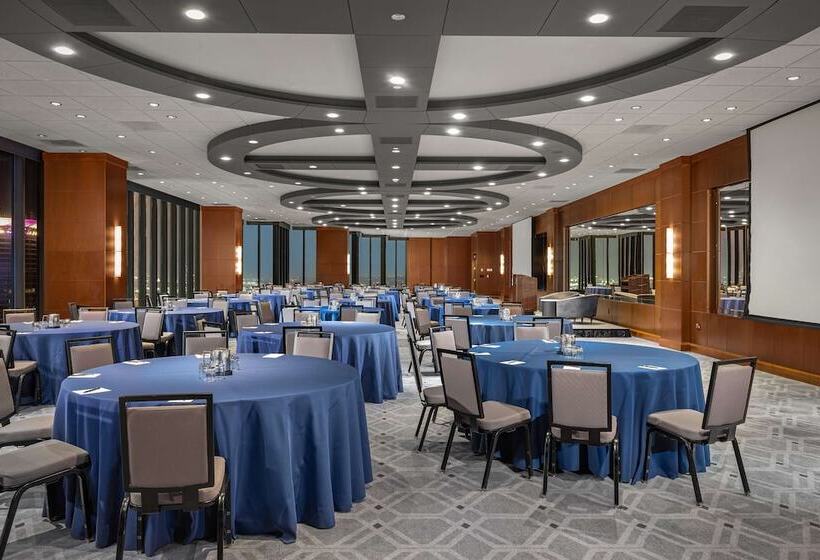 The Marquette Hotel, Curio Collection By Hilton