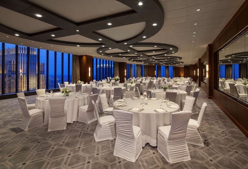 The Marquette Hotel, Curio Collection By Hilton