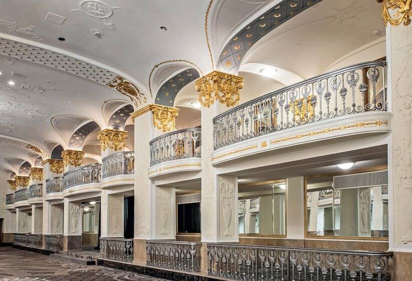 The Mayflower Hotel, Autograph Collection