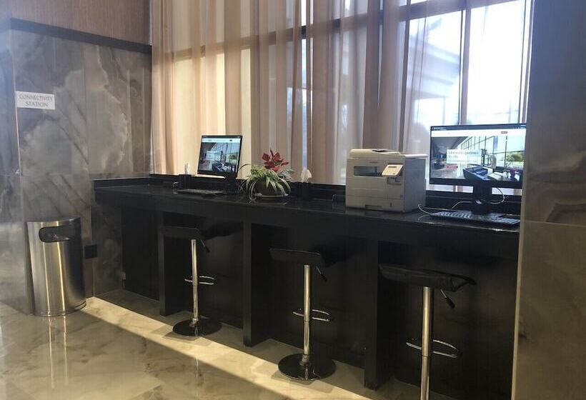 Grand Resort Hotel   Mt Laurel   Philadelphia