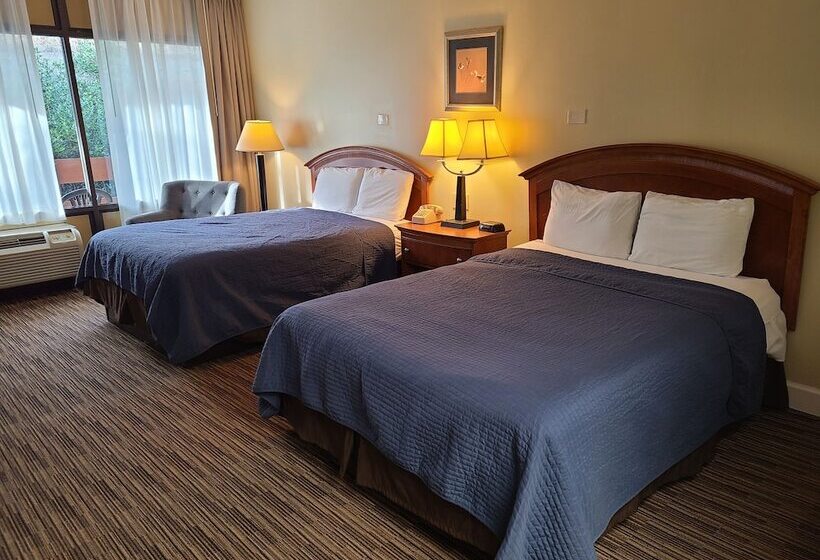 فندق The Mountaineer Inn