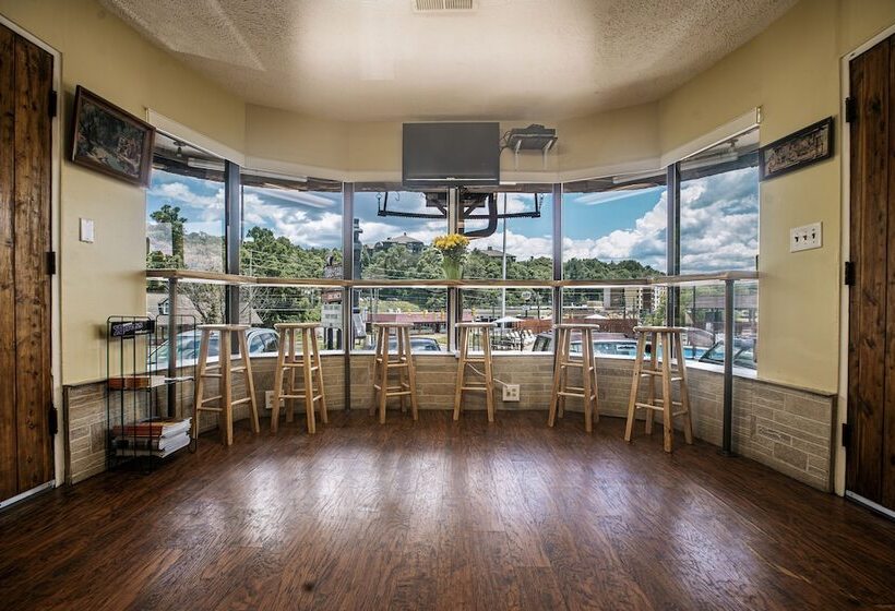 فندق The Mountaineer Inn