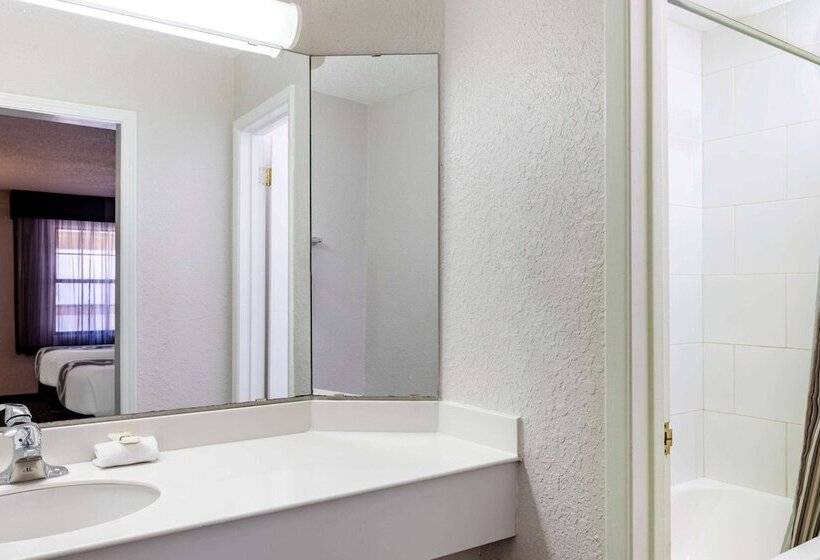 호텔 Travelodge By Wyndham El Paso Airport