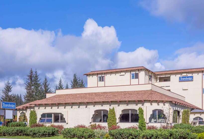 בית מלון כפרי Travelodge By Wyndham Juneau