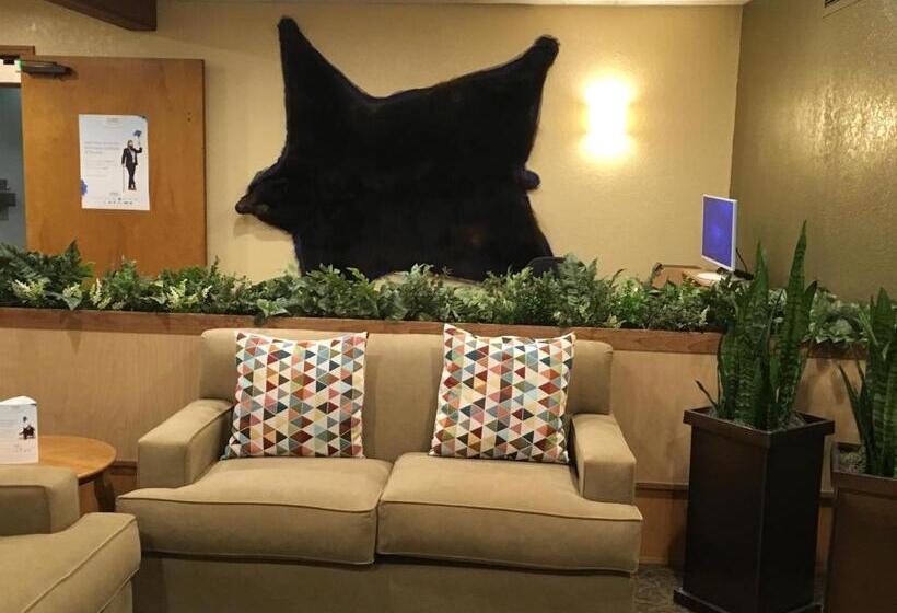 בית מלון כפרי Travelodge By Wyndham Juneau