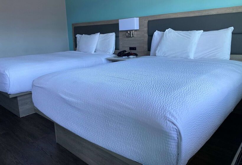 בית מלון כפרי Travelodge By Wyndham Lax