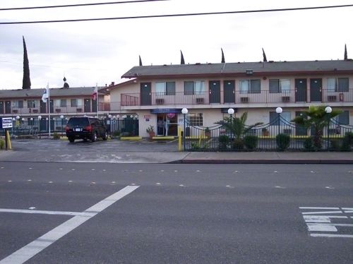 فندق American Budget Inn And Suites Modesto