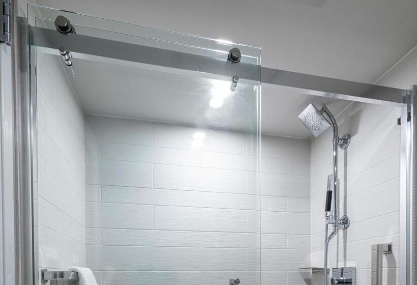 Отель Wichita Marriott