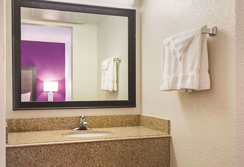 호텔 Wingate By Wyndham Galveston East Beach