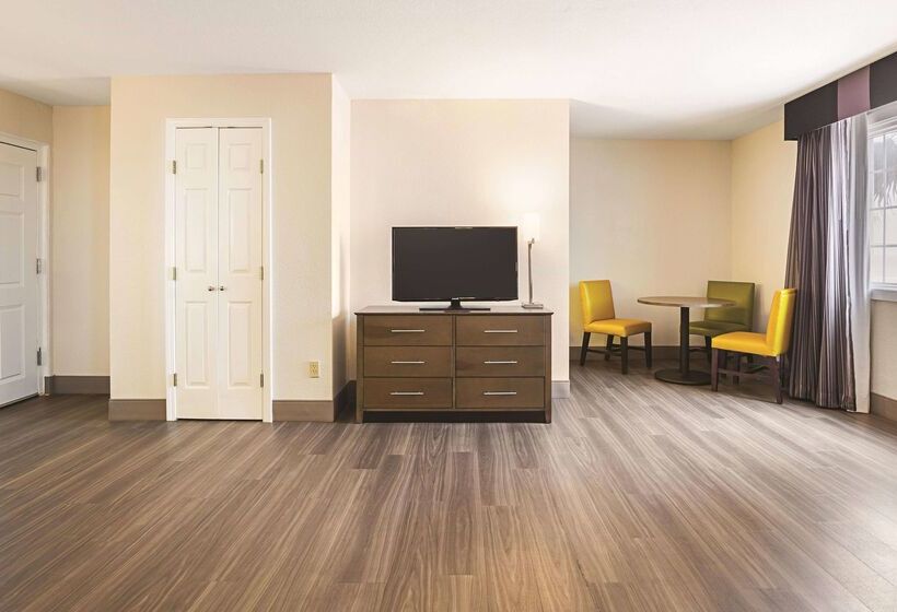 호텔 Wingate By Wyndham Galveston East Beach