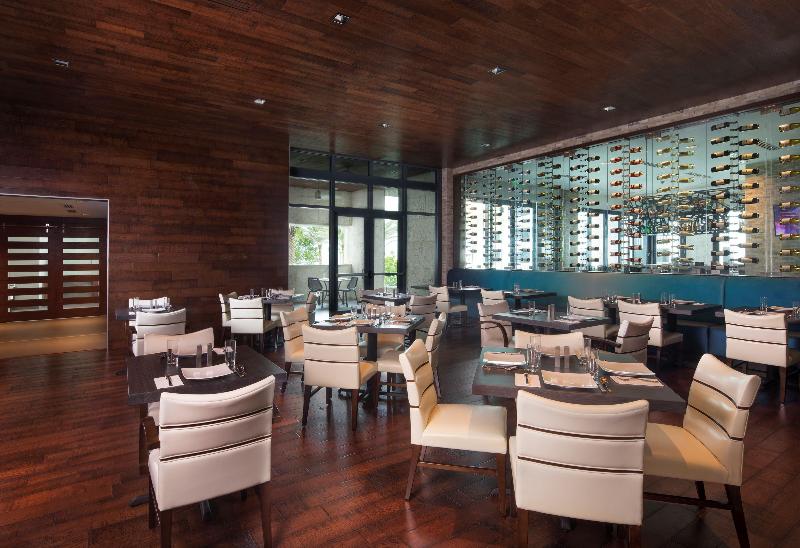 فندق Zota Beach Resort