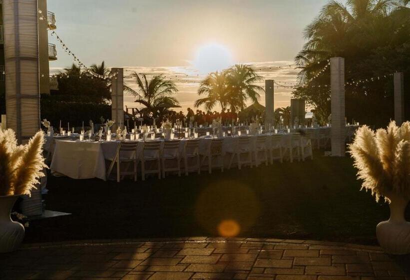 Jw Marriott Marco Island Beach Resort