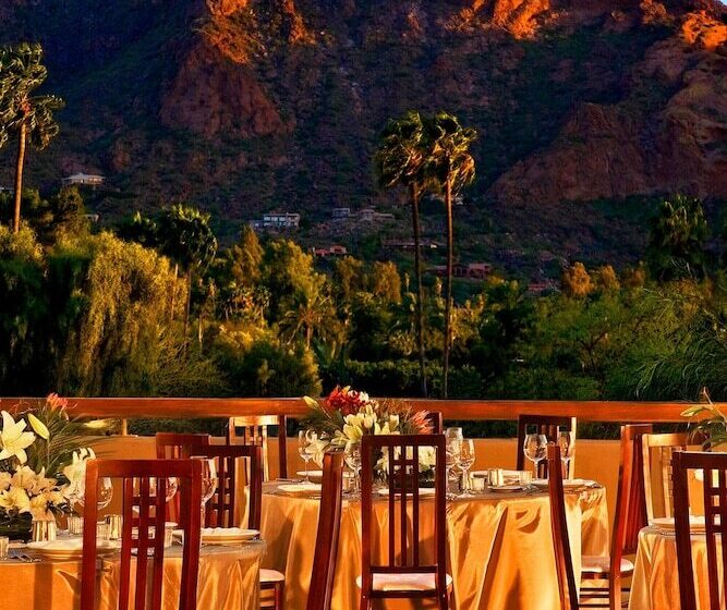 Jw Marriott Scottsdale Camelback Inn Resort & Spa