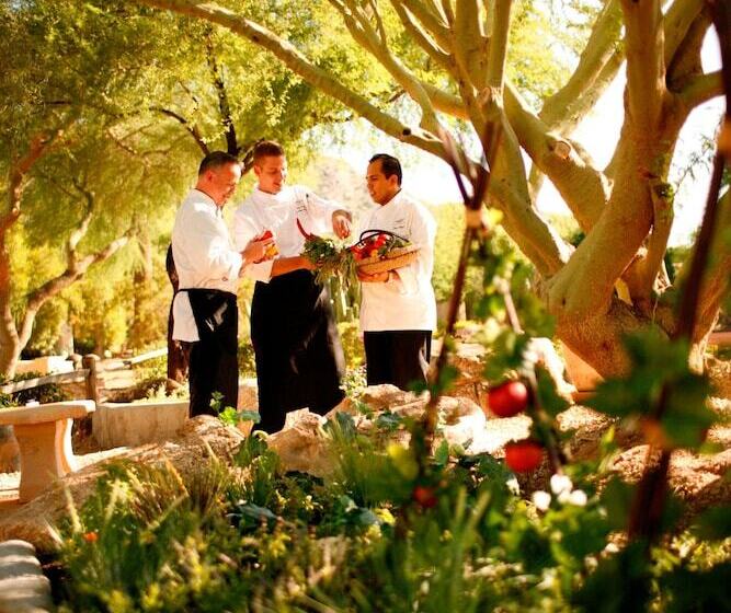 Jw Marriott Scottsdale Camelback Inn Resort & Spa