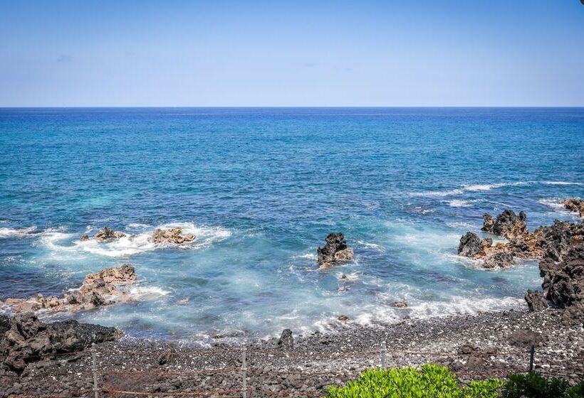 Kanaloa At Kona By Outrigger