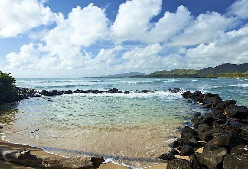 Outrigger Kauaʻi Beach Resort & Spa