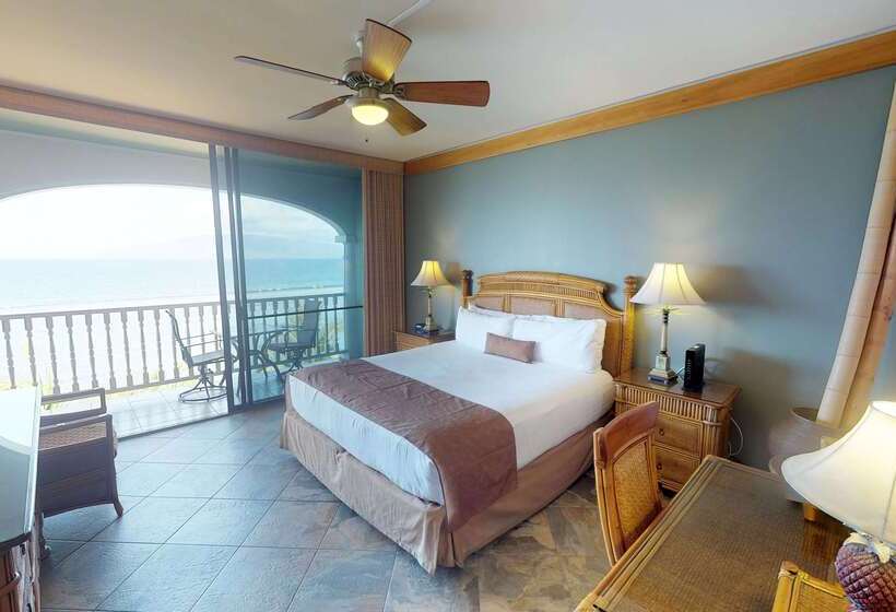 Lahaina Shores Beach Resort