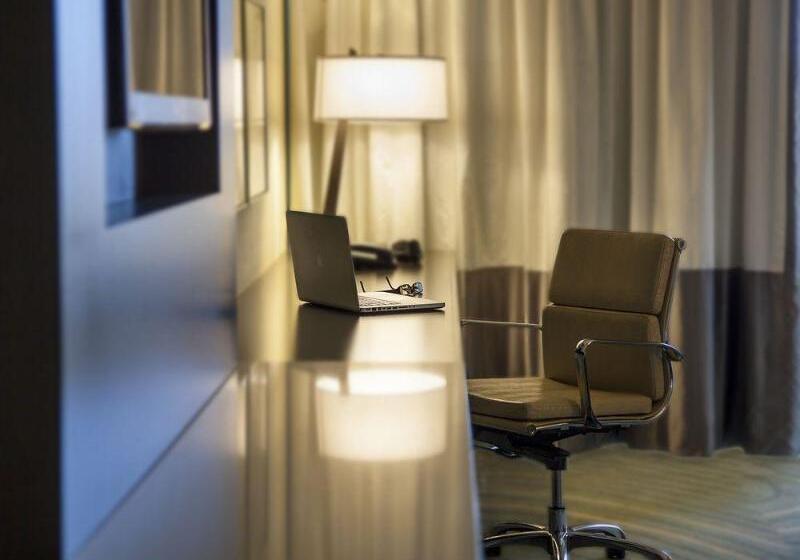 Lakeway Resort & Spa