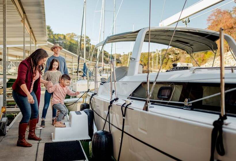 Lakeway Resort & Spa