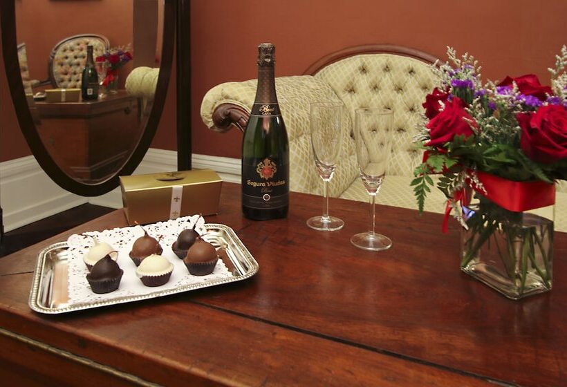 Lamothe House Hotel A French Quarter Guest Houses Property