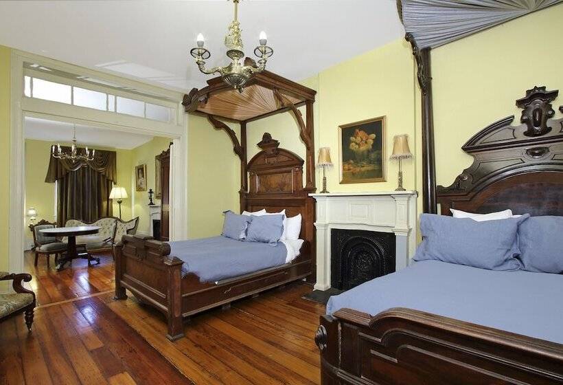 Lamothe House Hotel A French Quarter Guest Houses Property