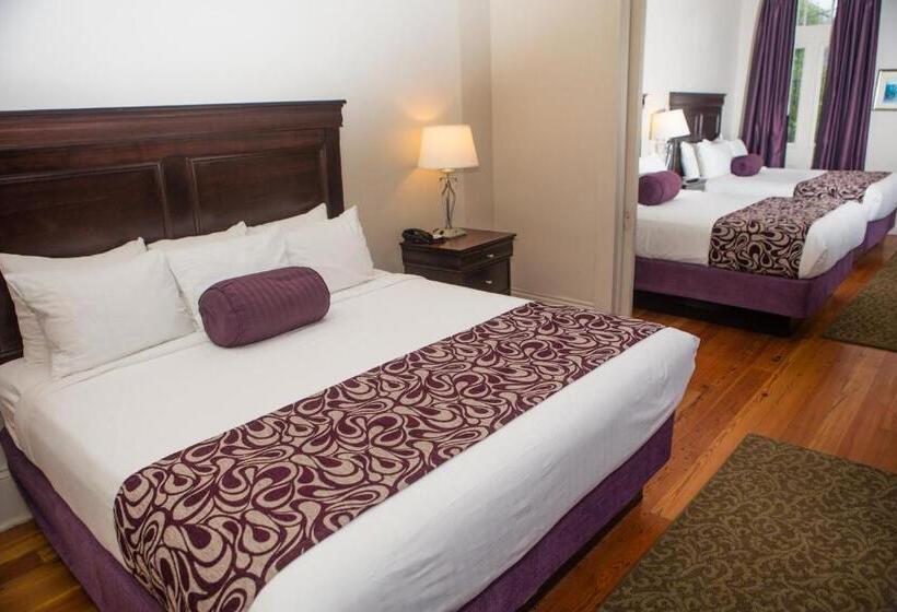 Lamothe House Hotel A French Quarter Guest Houses Property
