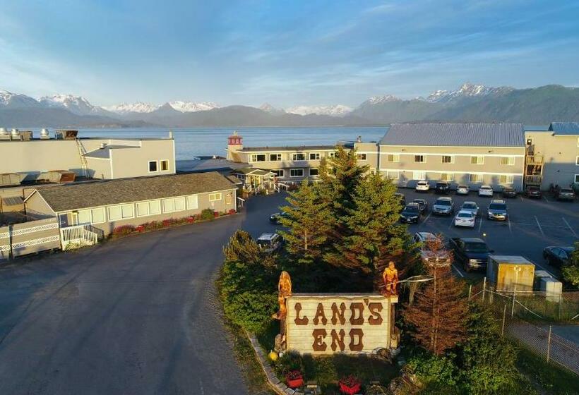 منتجع Land S End