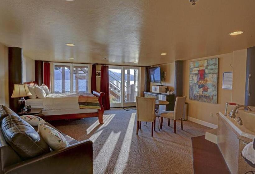 منتجع Land S End