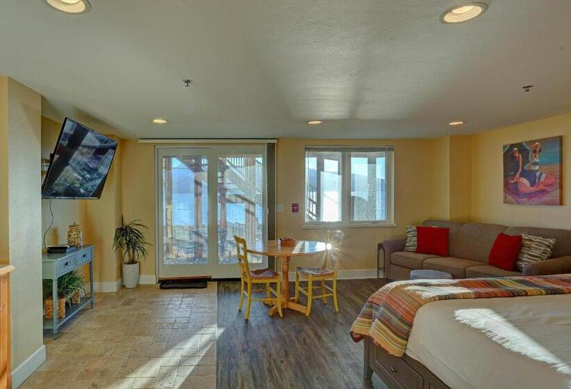 منتجع Land S End