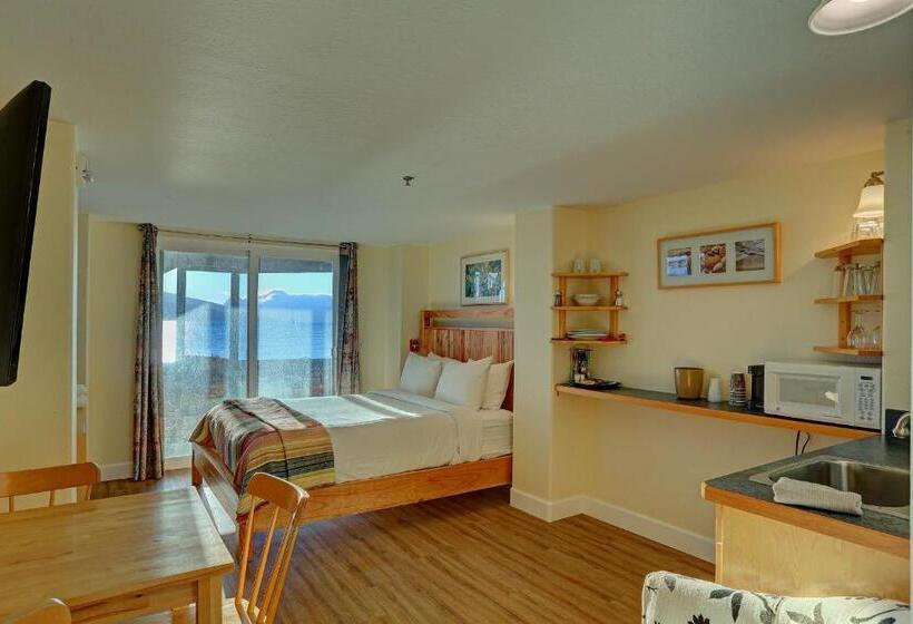 منتجع Land S End