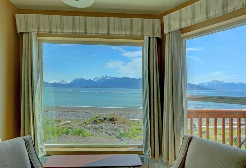 منتجع Land S End