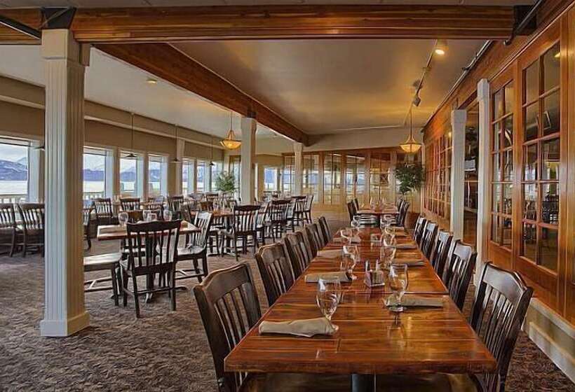 منتجع Land S End