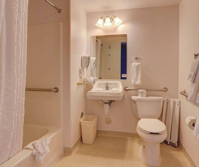 منتجع Land S End