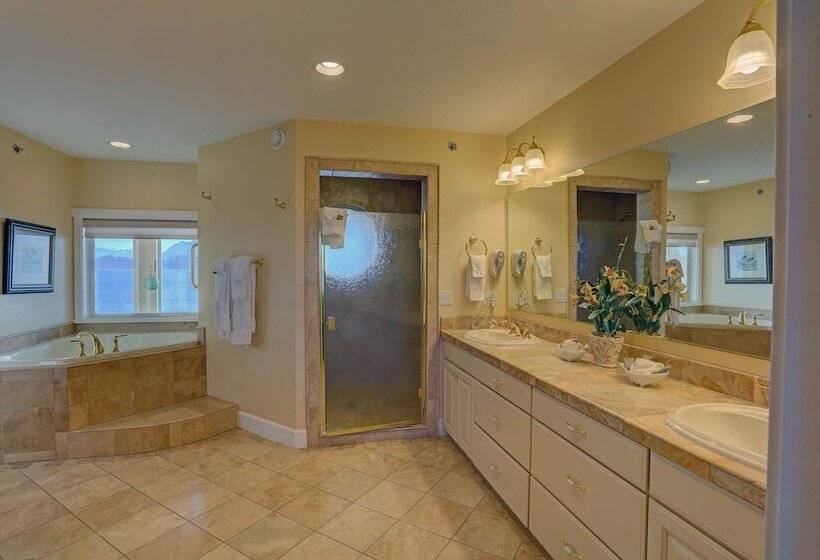 منتجع Land S End