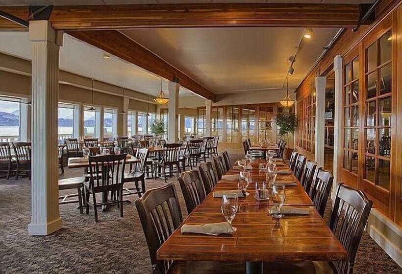 منتجع Land S End