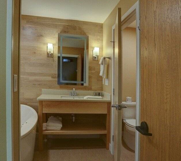 منتجع Land S End