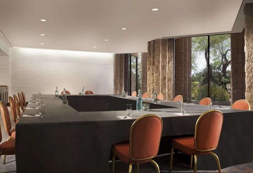 Loews Ventana Canyon Resort