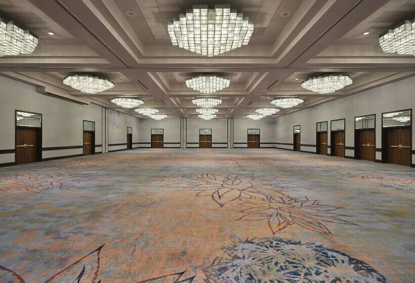 Loews Ventana Canyon Resort