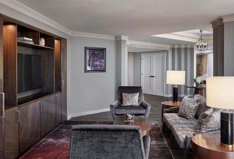 Loews Ventana Canyon Resort