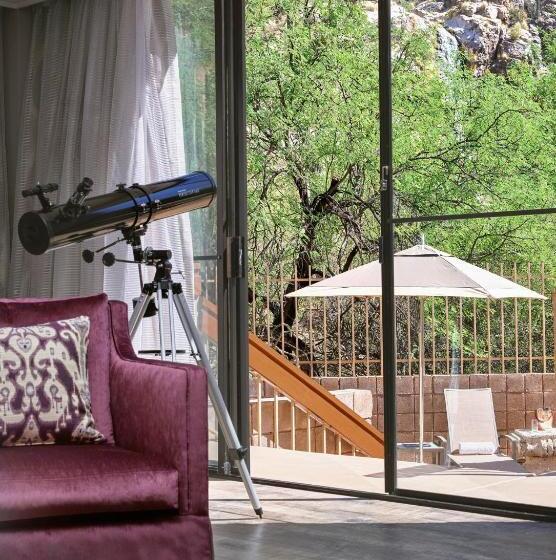 Loews Ventana Canyon Resort