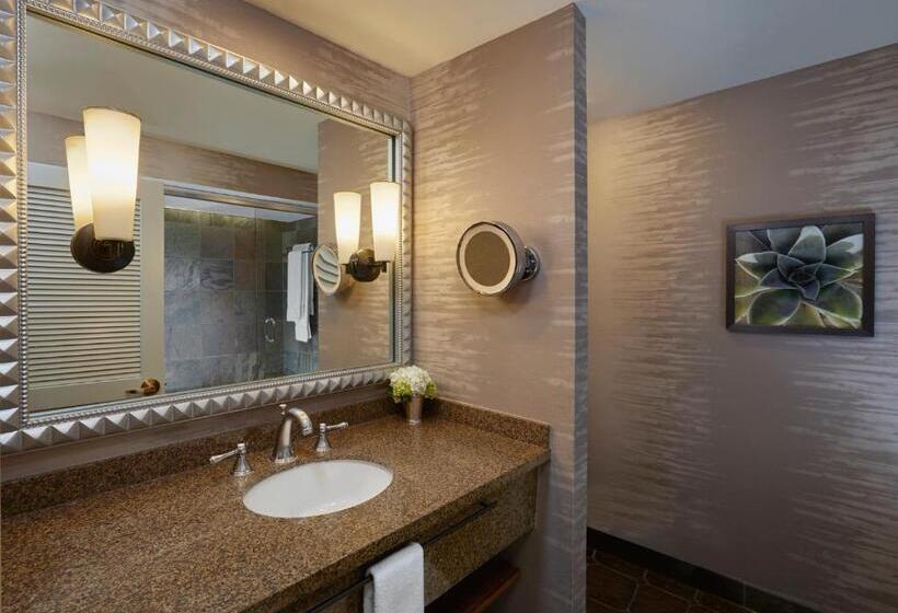 Loews Ventana Canyon Resort