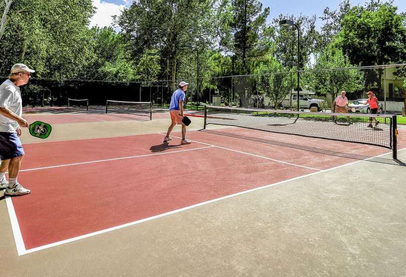 Los Abrigados Resort And Spa